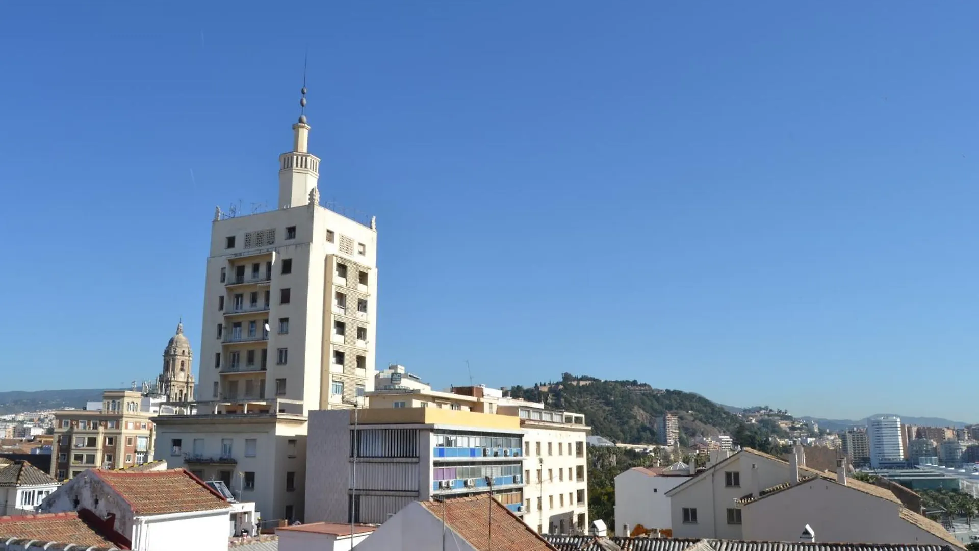 Hotel Sur Малага 2*,