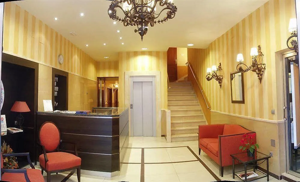 **  Hotel Sur Малага Испания